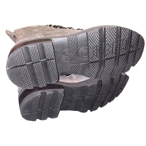 SOREL Women's Lennox Lace distressed gray combat Casual Boots 6 - Picture 9 of 9